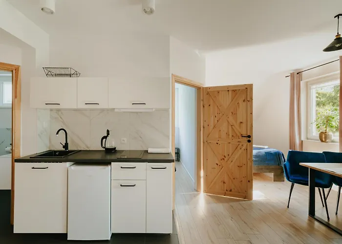 House & Wellness كارفيا